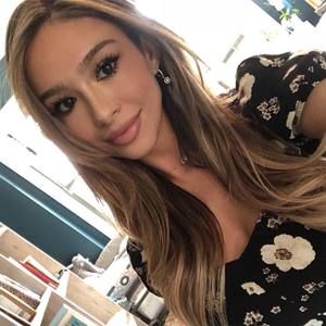 Meet your Posher, Francesca